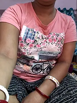 Snapshot of MUMTAJ-1 chatting on July 1, 2026, 1:06 am MUMTAJ-1 online show from July 1, 2026, 1:06 am