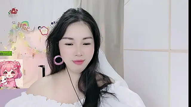 HK angelchloe online show from June 27, 2026, 1:11 am