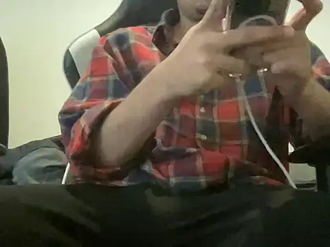 Snapshot of Har3199 chatting on October 22, 2025, 4:39 pm Har3199 online show from October 22, 2025, 4:39 pm