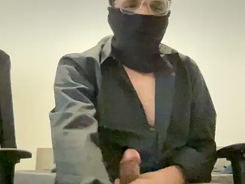 Snapshot of Har3199 chatting on October 15, 2025, 5:21 pm Har3199 online show from October 15, 2025, 5:21 pm