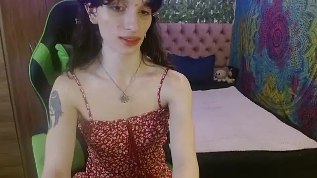 Snapshot of BurningVenus12 chatting on June 11, 2026, 9:23 pm BurningVenus12 online show from June 11, 2026, 9:23 pm