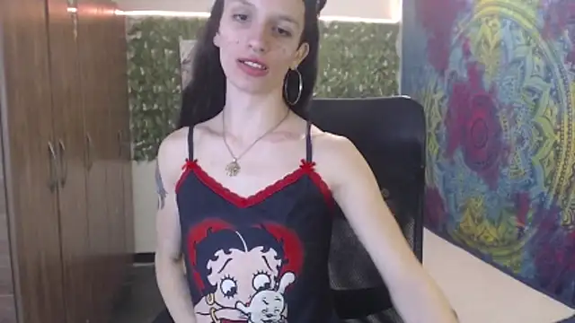 BurningVenus12 online show from October 31, 2025, 3:52 pm