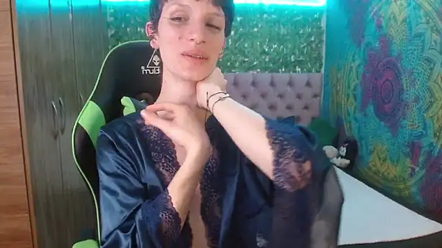 Snapshot of BurningVenus12 chatting on March 17, 2026, 9:45 am BurningVenus12 online show from March 17, 2026, 9:45 am