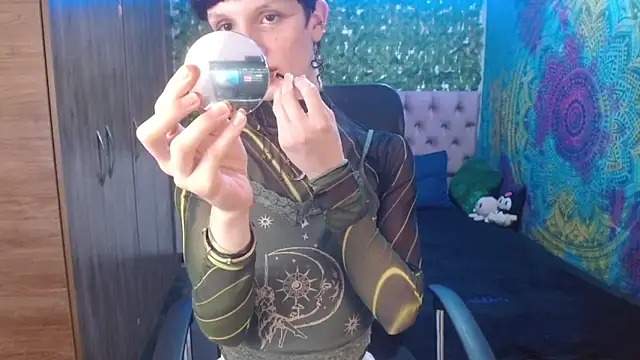 Snapshot of BurningVenus12 chatting on March 5, 2026, 9:43 pm BurningVenus12 online show from March 5, 2026, 9:43 pm