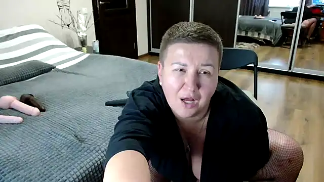 Annet1912 online show from November 20, 2025, 9:32 am