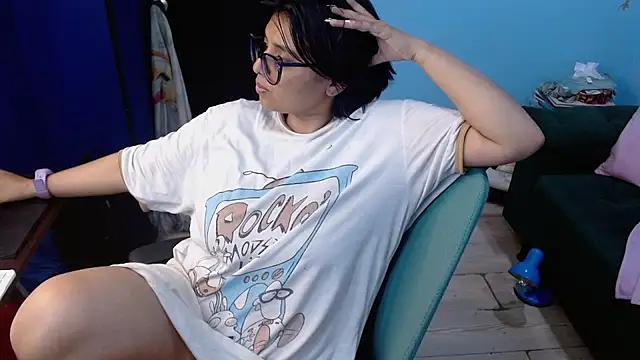Snapshot of X_CHERRY_XX chatting on July 17, 2026, 12:30 am X CHERRY XX online show from July 17, 2026, 12:30 am