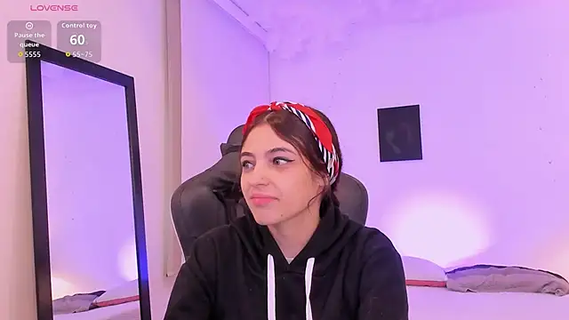 sofiarouge online show from January 9, 2026, 12:01 pm