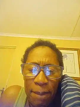 bustybillies online show from June 15, 2026, 5:01 pm
