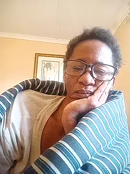 bustybillies online show from November 9, 2025, 3:43 am