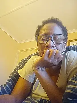 bustybillies online show from June 9, 2026, 2:07 pm
