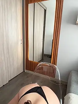 FridaKlein online show from September 28, 2025, 2:02 pm