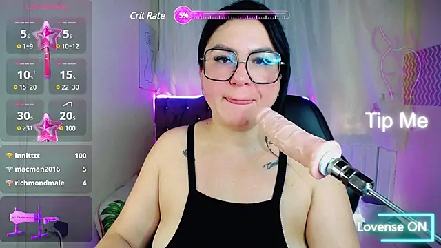  curvy latina online show from March 18, 2025, 6:28 pm