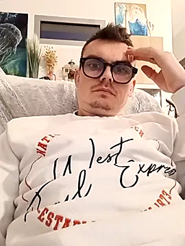 GLouglou19 online show from January 9, 2026, 5:20 pm