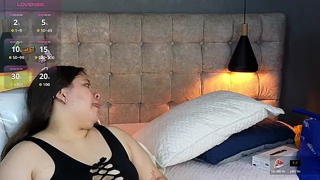 Laia and Aloby online show from September 22, 2025, 10:16 pm