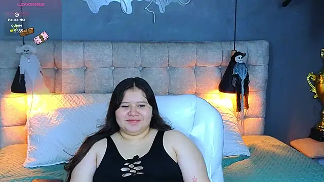 Laia and Aloby online show from October 10, 2025, 10:21 pm