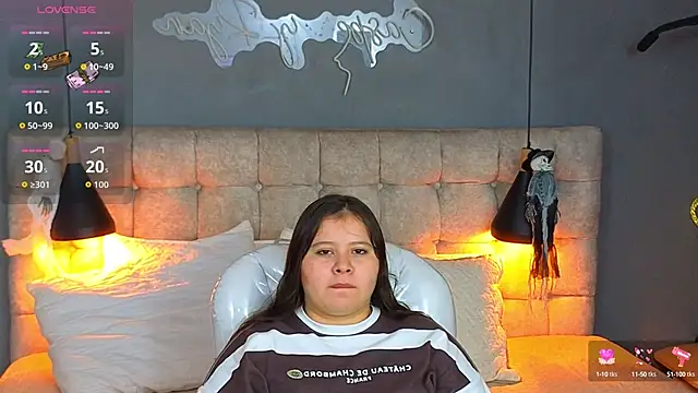 Laia and Aloby online show from October 15, 2025, 10:29 pm