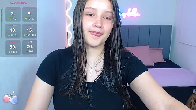 Snapshot of Krysstal_tay chatting on February 12, 2025, 12:01 pm Krysstal tay online show from February 12, 2025, 12:01 pm