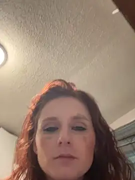 Snapshot of MizMichelle98 chatting on March 22, 2026, 9:27 pm MizMichelle98 online show from March 22, 2026, 9:27 pm