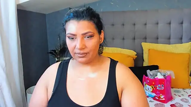 AmyCubes online show from June 15, 2026, 1:22 pm