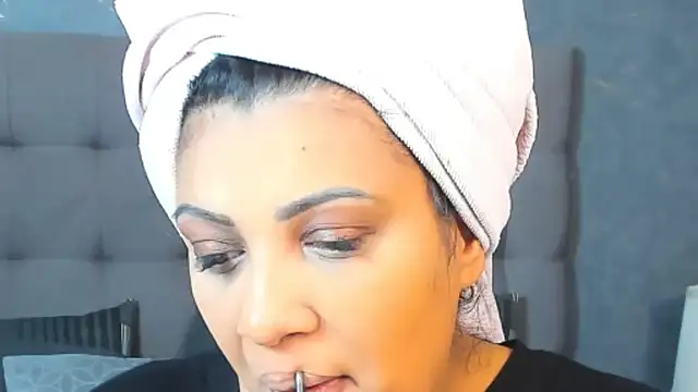 AmyCubes online show from September 27, 2025, 4:51 am