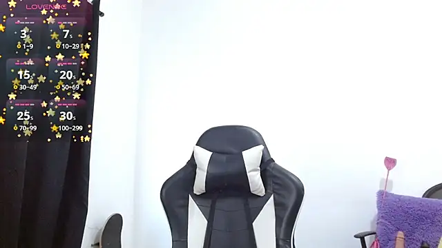 Kiara-Rider online show from April 20, 2026, 2:51 pm