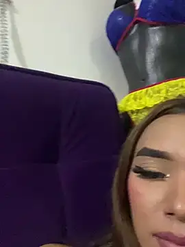 Nikol Rang   online show from March 11, 2025, 7:03 am