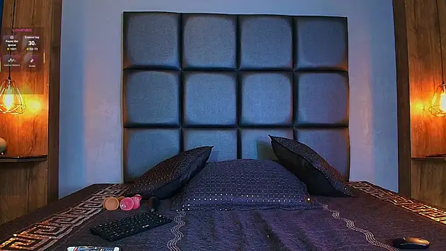 alexxa ortiz online show from September 22, 2025, 12:55 pm