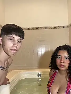 G Poseidon y Cloe online show from December 8, 2024, 9:30 pm