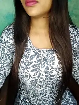 Sreya213 online show from October 16, 2025, 4:10 am