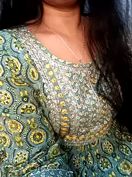 Rina777o online show from December 2, 2025, 6:20 pm