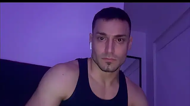 Snapshot of hot_shot_13 chatting on March 1, 2026, 2:11 am hot shot 13 online show from March 1, 2026, 2:11 am