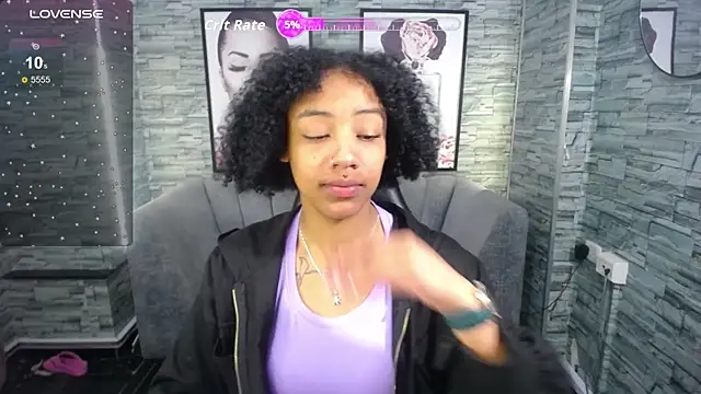 Violeth b online show from October 1, 2025, 12:53 pm