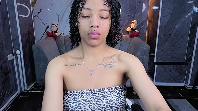 Violeth b online show from April 24, 2026, 1:02 pm
