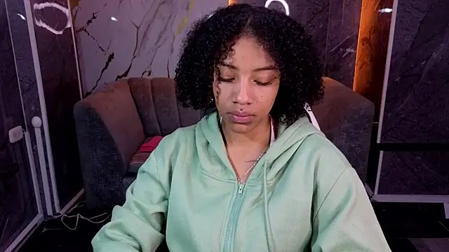 Violeth b online show from January 17, 2026, 1:04 pm