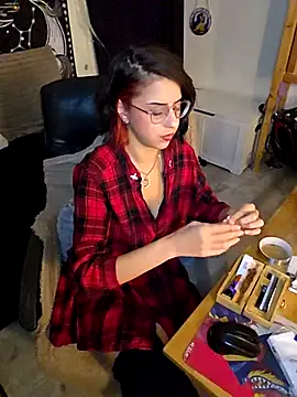 LisandreLaVenale online show from September 23, 2025, 9:55 pm