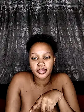 Snapshot of Sego_TeeTee chatting on April 12, 2026, 9:40 pm Sego TeeTee online show from April 12, 2026, 9:40 pm