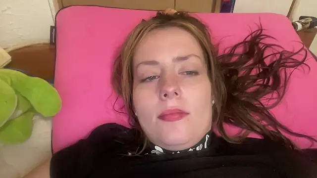 SkarlettRose96 online show from September 9, 2025, 6:56 am