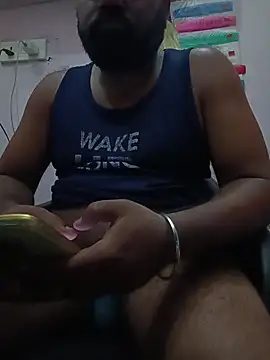 punjabimunda28 online show from June 27, 2026, 10:16 pm