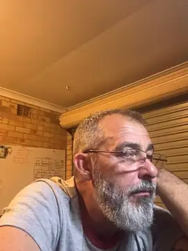 ausbod online show from December 15, 2024, 11:23 am