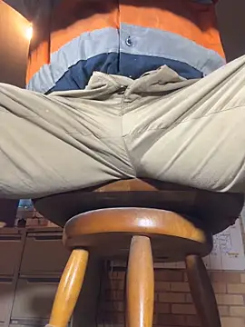 ausbod online show from December 5, 2024, 7:22 pm