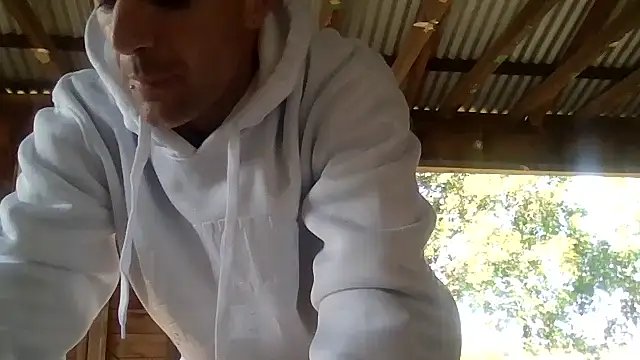 Snapshot of ausbod chatting on May 22, 2026, 1:14 am ausbod online show from May 22, 2026, 1:14 am