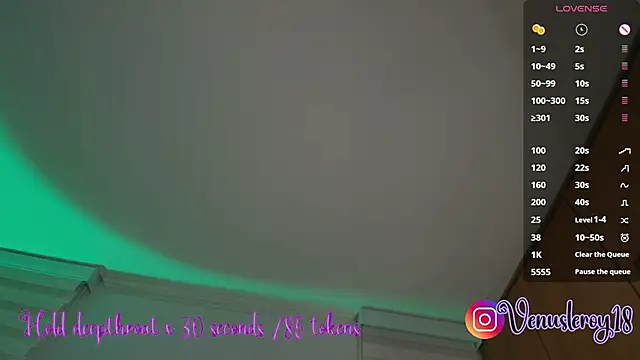 venusleroy  online show from September 10, 2025, 1:26 am