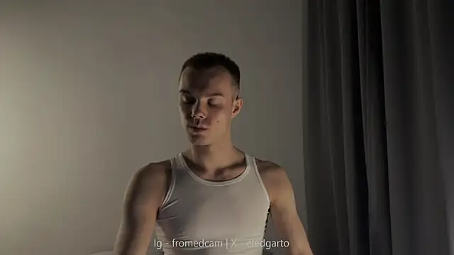 fromed online show from October 14, 2025, 8:53 pm