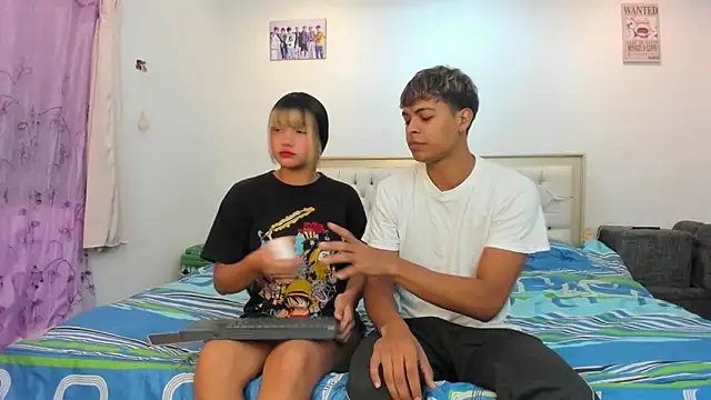 dafnezahiraa  online show from January 28, 2025, 1:18 am