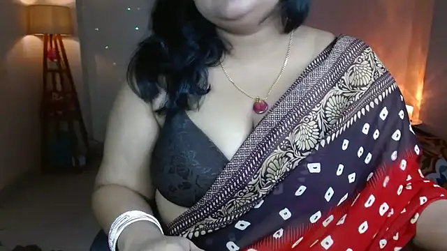 Naughty Ayesha1 online show from July 7, 2026, 3:04 pm