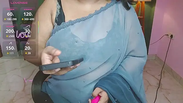 Naughty Ayesha1 online show from September 24, 2025, 6:53 am