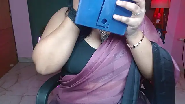 Naughty Ayesha1 online show from February 20, 2026, 4:31 pm