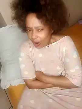 2Sweetysmile online show from October 1, 2025, 8:57 pm