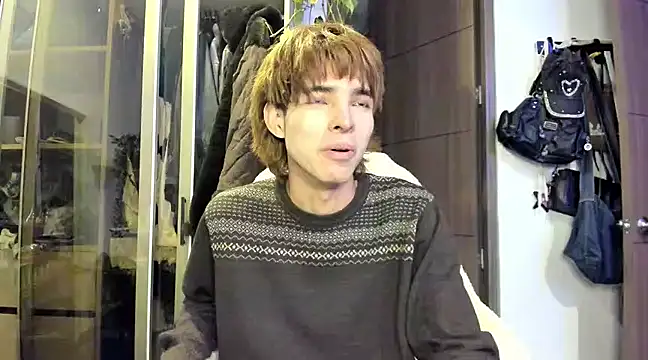 santy-kitty online show from January 29, 2025, 1:27 am