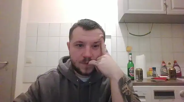 klydick online show from February 4, 2025, 8:17 pm